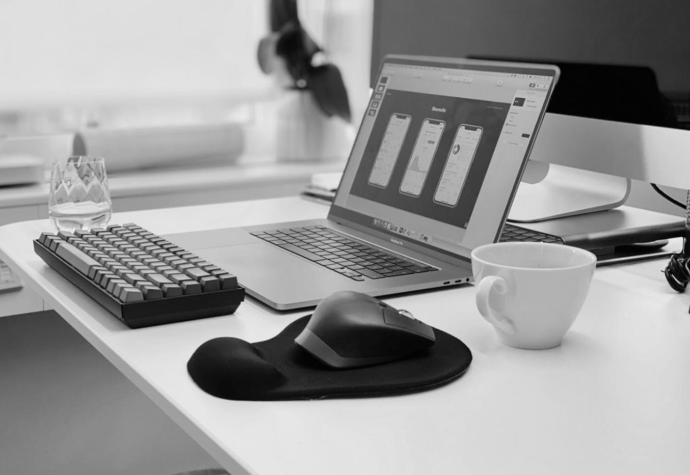 cilveriqona budgeting platform interface on desktop and mobile devices