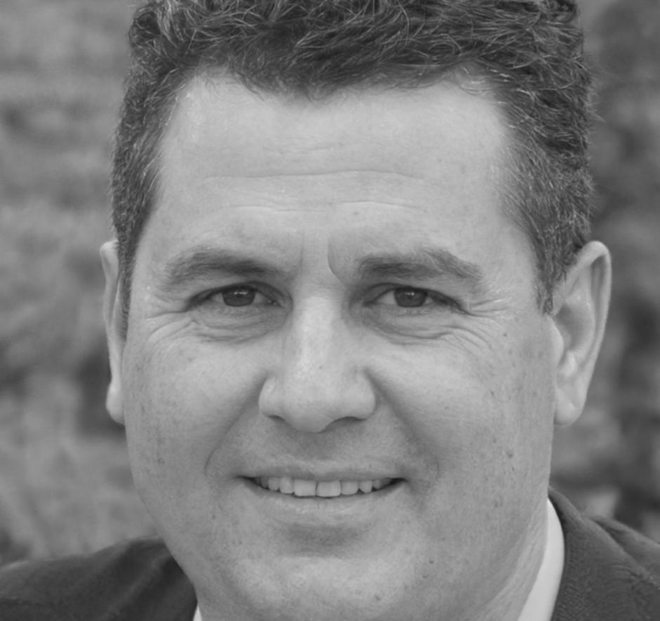 Jasper Thornbury, cilveriqona technical support specialist